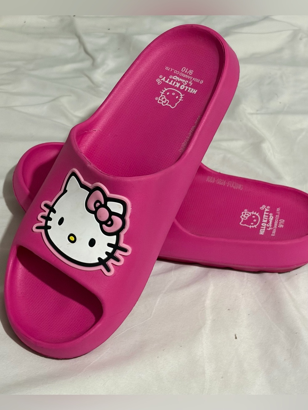 Sanrio Hello Kitty Pink Slide Sandals Womens Size 9/10